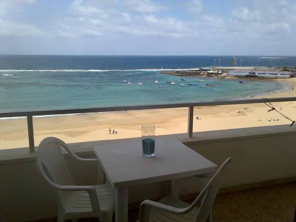 Apartamentos Luz Playa Las Palmas de Gran Canaria Room photo