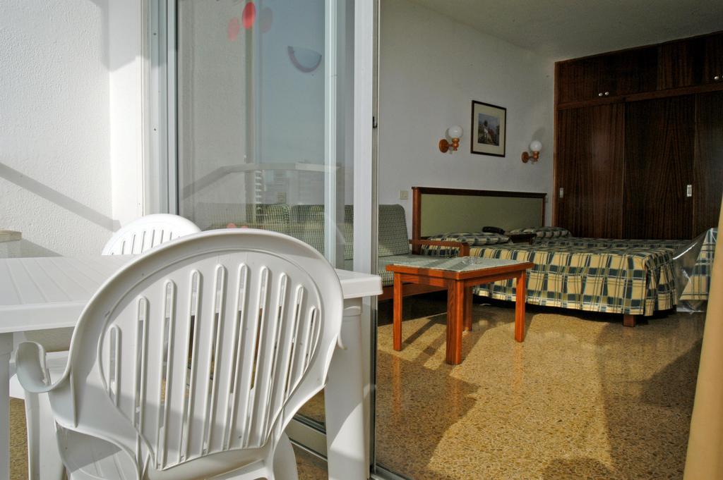 Apartamentos Luz Playa Las Palmas de Gran Canaria Room photo